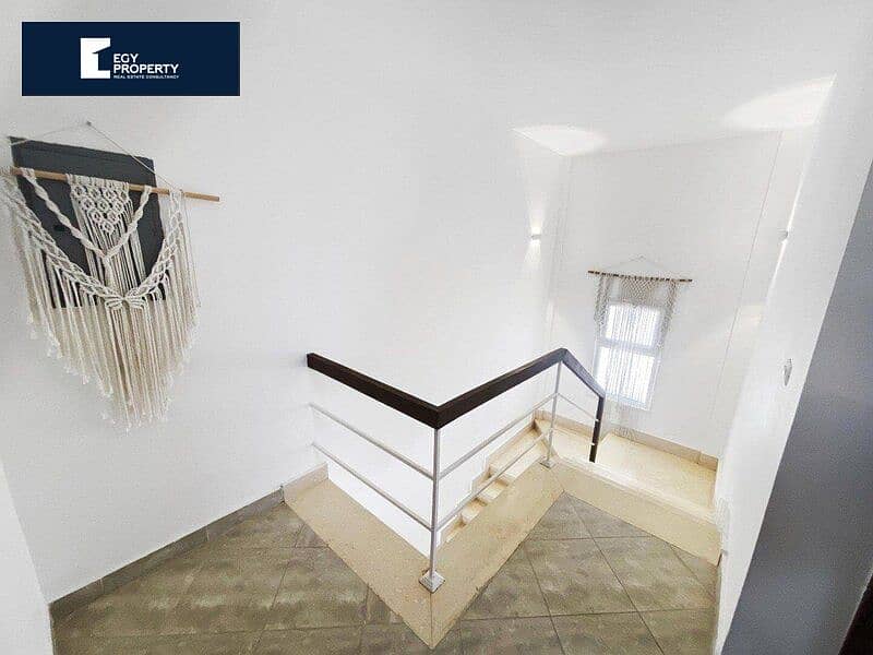 Ready to Move Fully Finished Ground Duplex, Fully Furnished in Amwaj for SALE دوبلكس أرضي استلام فوري 5