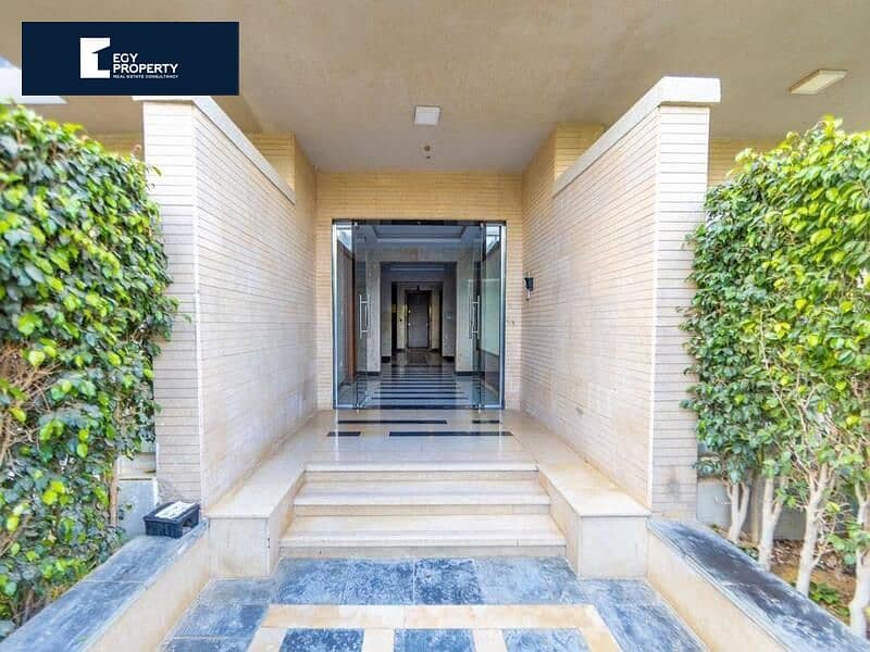 Ready to Move Penthouse for Sale with open Roof in Galleria Moon Valley بنتهاوس استلام فوري للبيع برووف 7