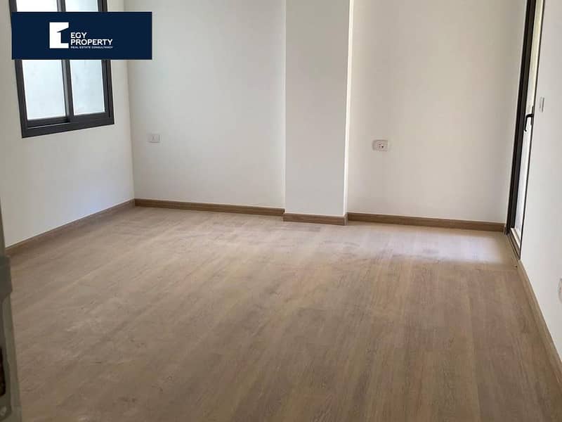 Ground Apartment Fully Finished  In Fifth Square  Al Marasem  New Cairo For Sale With Installments Ready to Move 3