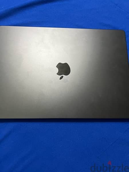 MacBook Pro M3 Pro 16 inch 0