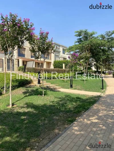 اقل من سعر السوق تاون هاوس  للبيع موقع مميز كمبوند فيليت من سوديك Villette Compound - New Cairo