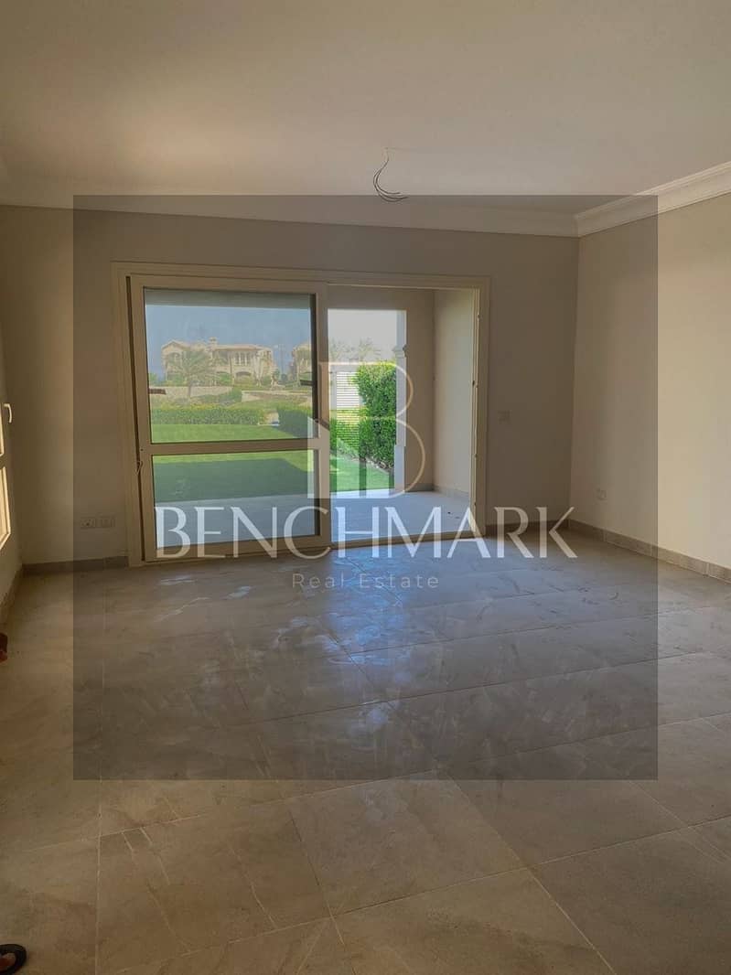 Ground Chalet 180m  for sale in La Vista Topaz Ain Sokhna, Fully Finished, sea and landscape pool view, for Immediate delivery and ready to move NOW 5