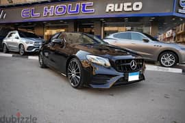 Mercedes-Benz_E300coupe_AMG_2020