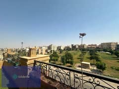 Roof 250 meters, fully renovated, in Narges 1, villas in front of Dusit Prime Location, large view garden