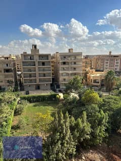 Apartment 220 sqm, immediate receipt, view on the garden, in Zahraa El Maadi El Miraj El Lower, in installments 0