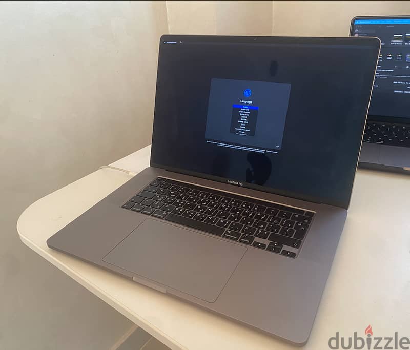 Macbook Pro 2019, 16 inch 1