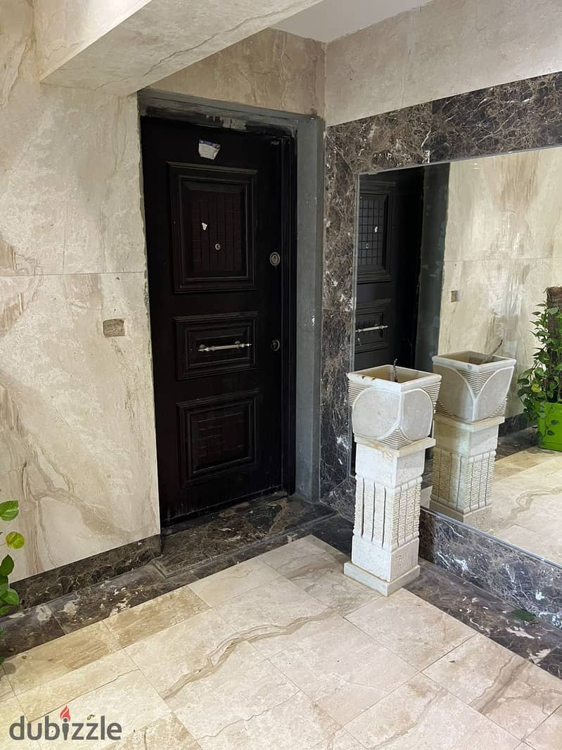 Duplex for sale, ground floor with garden in front of the gate of Beverly Hills, Range Rover and Mercedes, Sheikh Zayed 5