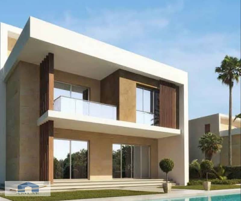 Standalone Villa   for sale at SARAI compound at 175 meter and Cash Discounts  39%  & 10 minutes away from the AUC 4