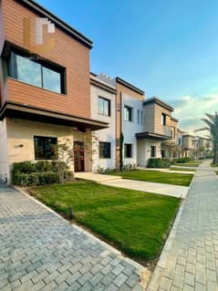 Villa Town House For Sale Resale Azzar infinity New Cairo Installments Prime Location