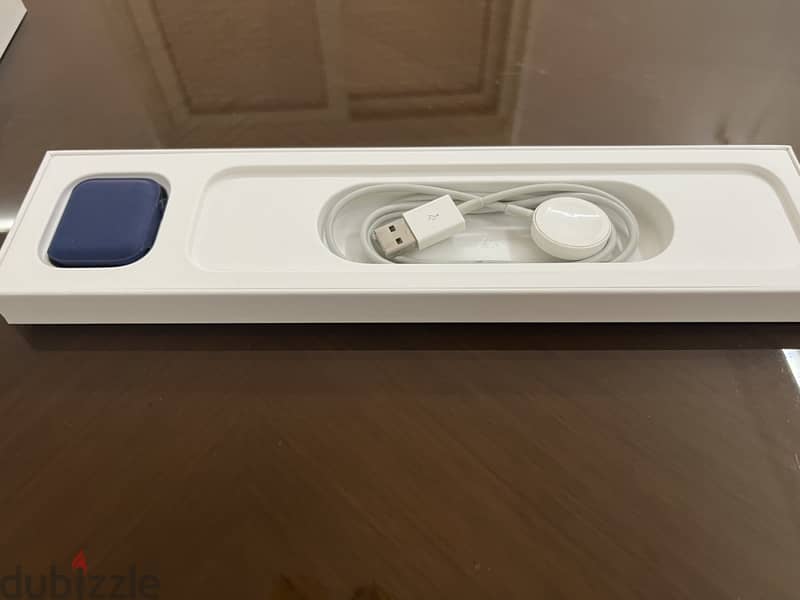 Apple watch series 6 blue aluminum GPS 40MM 7