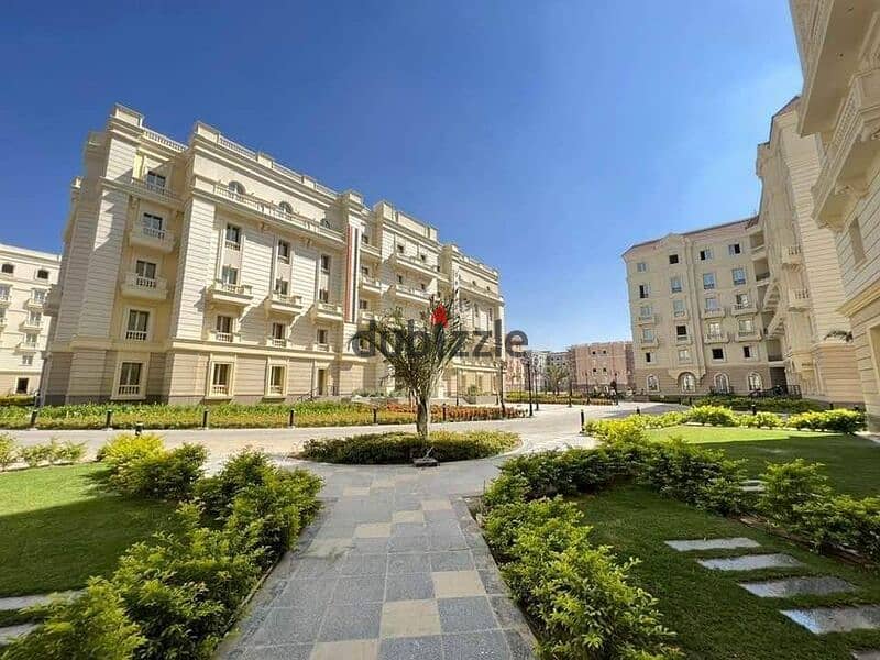 شقه للبيع في قلب العاصمه الاداريه استلام فوري  تشطيب كامل مبني علي الطراز الفرنسي | 5% مقدم * Garden city * 9