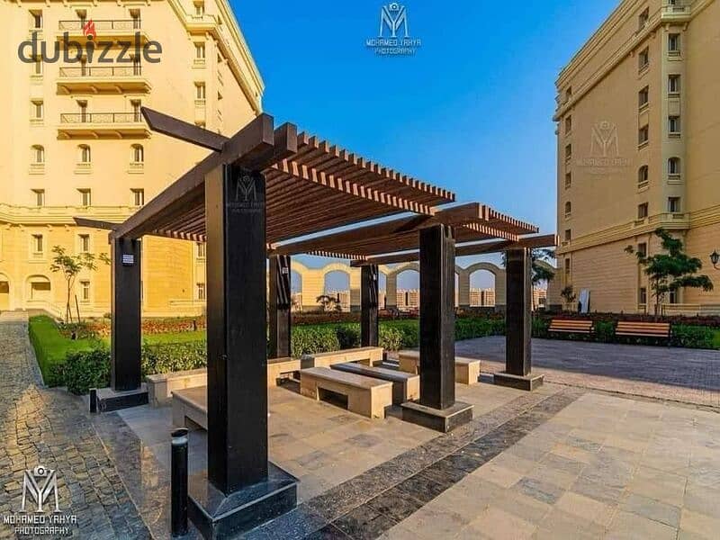 شقه للبيع في قلب العاصمه الاداريه استلام فوري  تشطيب كامل مبني علي الطراز الفرنسي | 5% مقدم * Garden city * 19