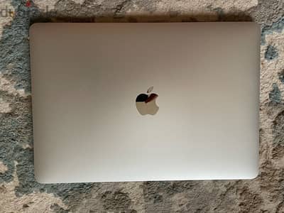 MACBOOK