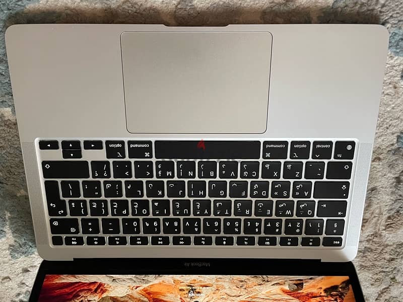 MACBOOK AIR M1 USED LIKE NEW 2