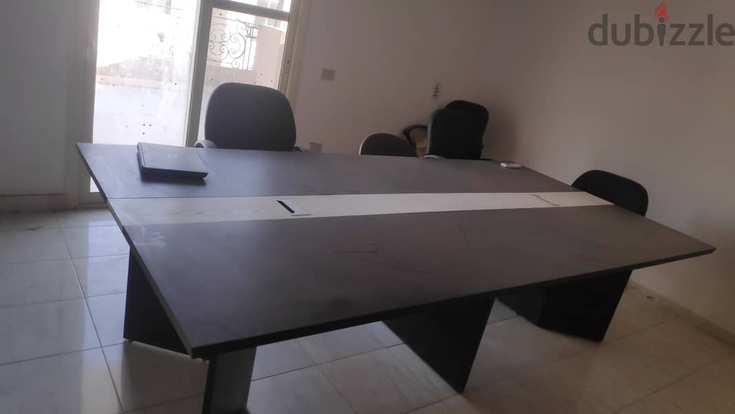 Modern Meeting Table 0