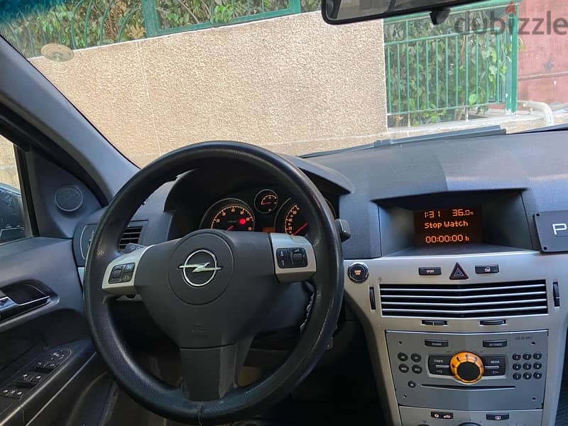 Opel Astra 2008 5