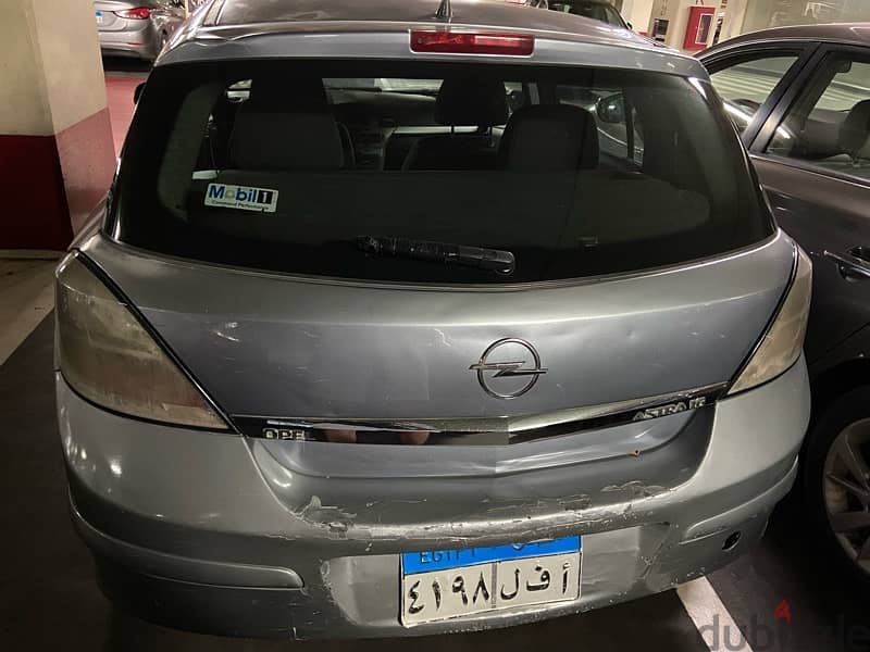 Opel Astra 2008 9