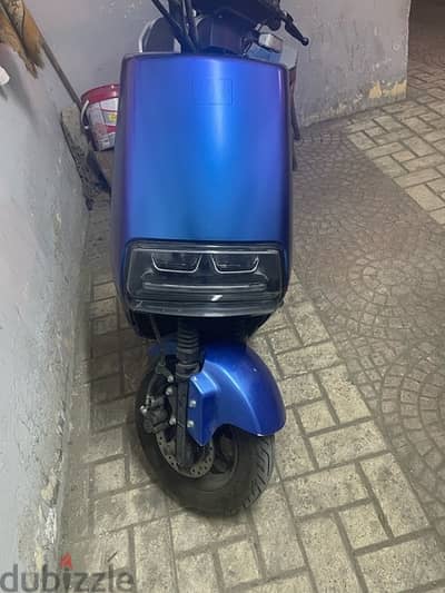 electric scooter