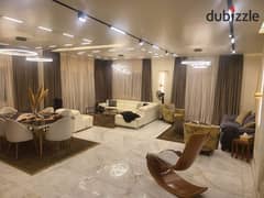 فيلا تاون هاوس لقطة فى ارقى كمبوند بقلب مدينة الشيخ زايد القديمة Directly from the owner a townhouse villa in old Sheikh Zayed