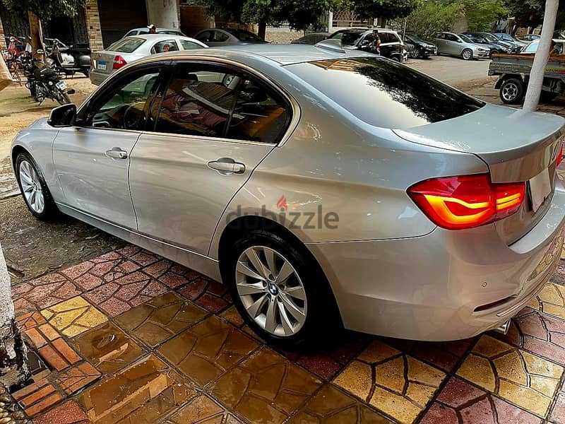 بي ام دبليو 318 2019 luxury 107000 KM 5