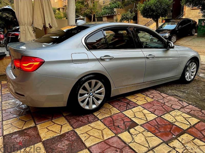 بي ام دبليو 318 2019 luxury 106000KM 6