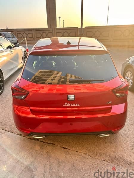 Seat Ibiza اللون الجديد بالسعر الرسمي fr 3