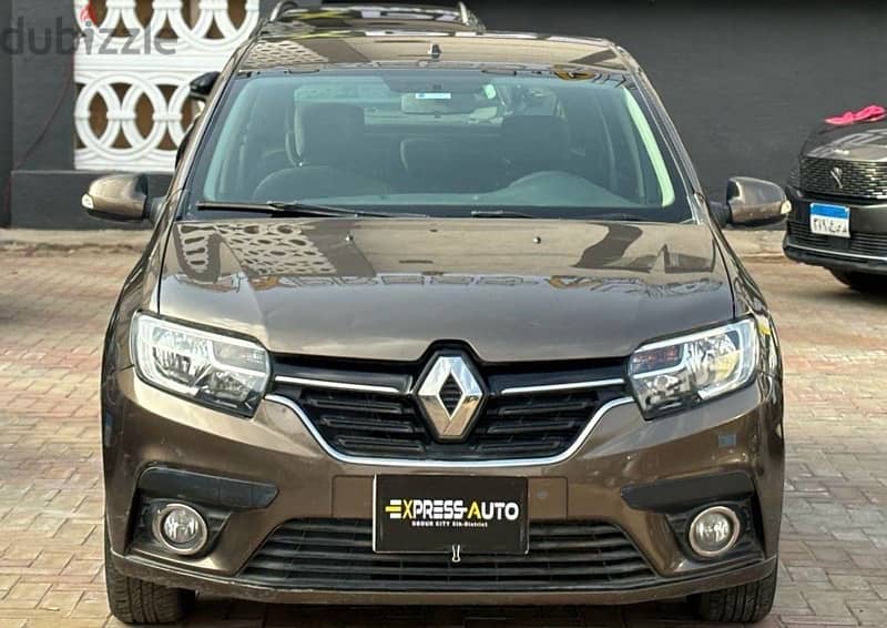 Renault Sandero 2021 / Automatic 1