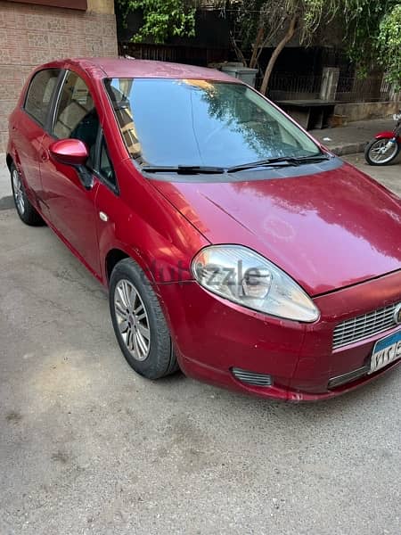 Fiat Grand Punto 2009 8