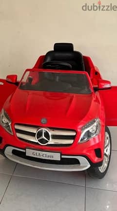 سيارة اطفال   MERCEDES BENZ كهربائية للركوب GLA Class