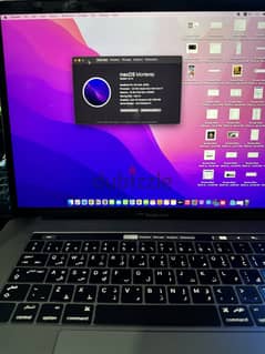 Macbook pro 15 inch touch Bar 2016