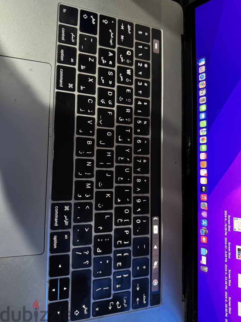 Macbook pro 15 inch touch Bar 2016 4