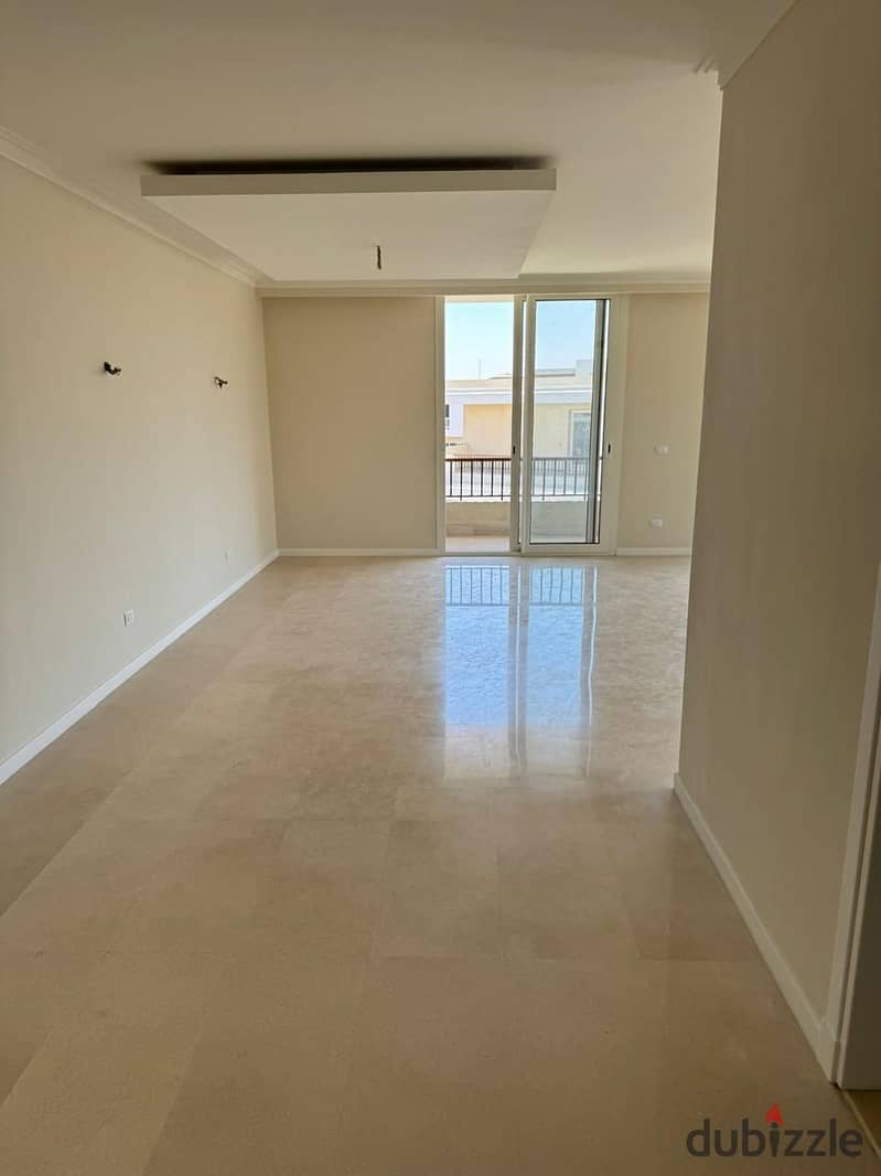 Apartment 220m  pyramid View For sale in pyramid Hills october Fully Finished ready to move شقة تسليم فوري للبيع 220م للبيع بيراميدز هيلز 3