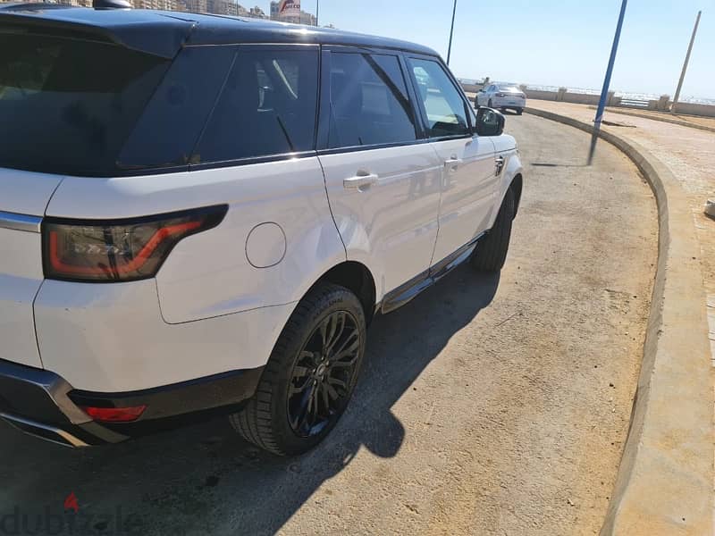 Range Rover Sport 2021 - 7 Seats 10