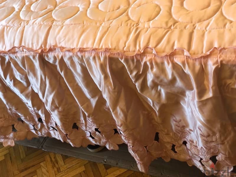 A mspanish elegant embroidery Coverlet for1,200 pounds only 2