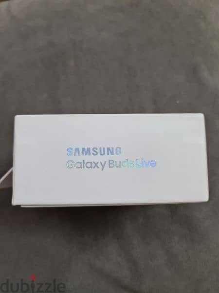 New samsung buds live ( black colour) 4