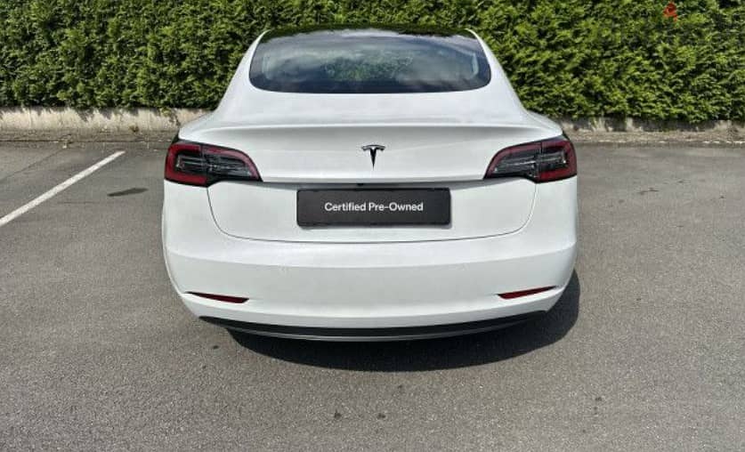 Tesla Model 3 2021 3