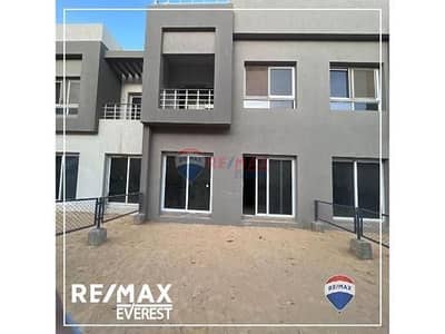 Prime Location Resale Middle Townhouse In Etapa