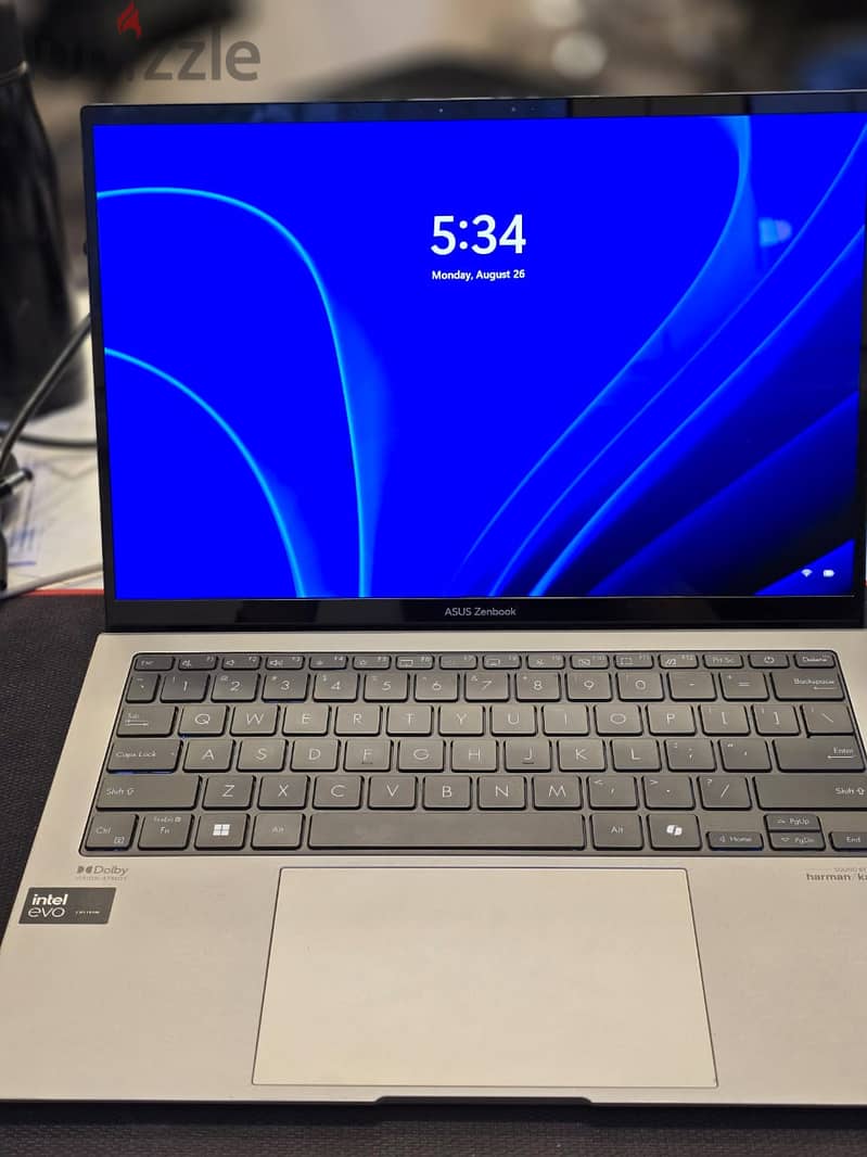 ASUS Zenbook S 13 1