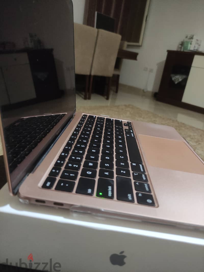 MacBook Air M1 | 8GB RAM / 256GB 1