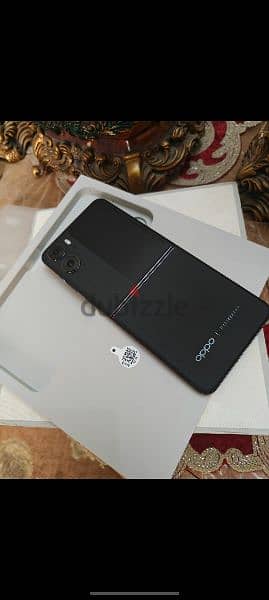 oppo find N2 flip 1