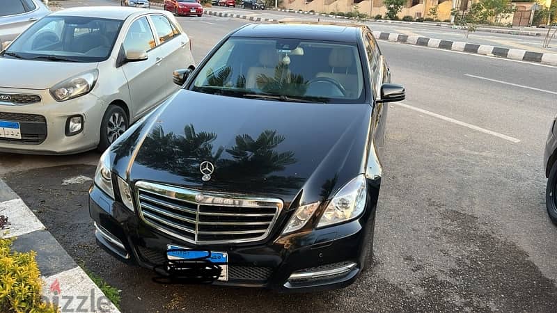 Mercedes-Benz E300 2010 فبريكا بالكامل 3