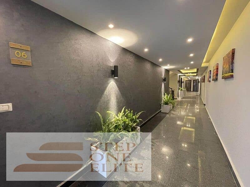 Apartment (immediate delivery) with direct view on the pyramids and near Sheikh Zayed 3