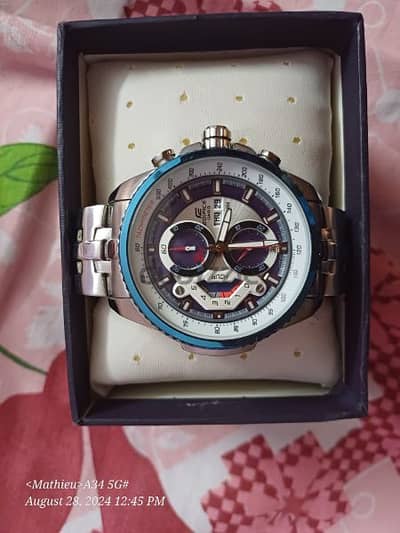 كاسيو ساعة رسمية للرجال انالوج بعقارب ستانلس ستيل - EF-558D-2A اصلي
