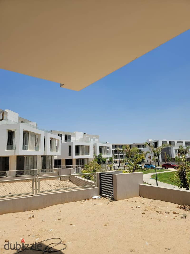 Townhouse for sale in JOULZ compound, located on Cairo-Alexandria Desert Road, next to New Giza and in front of Mountain View Giza Plateau. 4