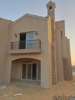 Town house corner للبيع استلام فوري في جرين سكوير green square