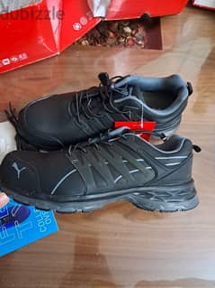 Puma safety shoes size 42