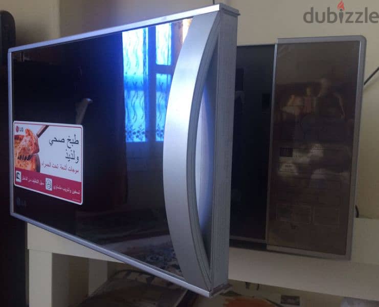 LG Microwave Oven - مايكرويف إل جي 1