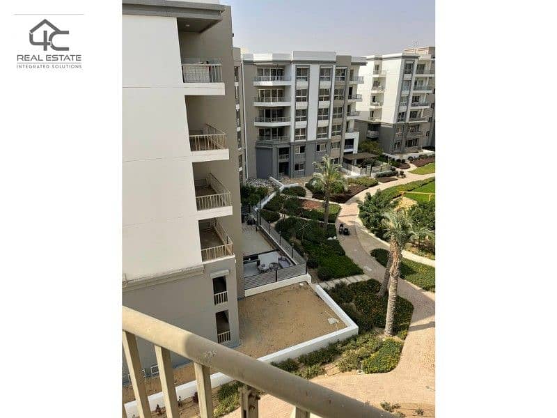 3 bedroom apartment 192 m with panoramic view with lowest price in the market bahry in Hyde Park Compound, Fifth Settlement 2