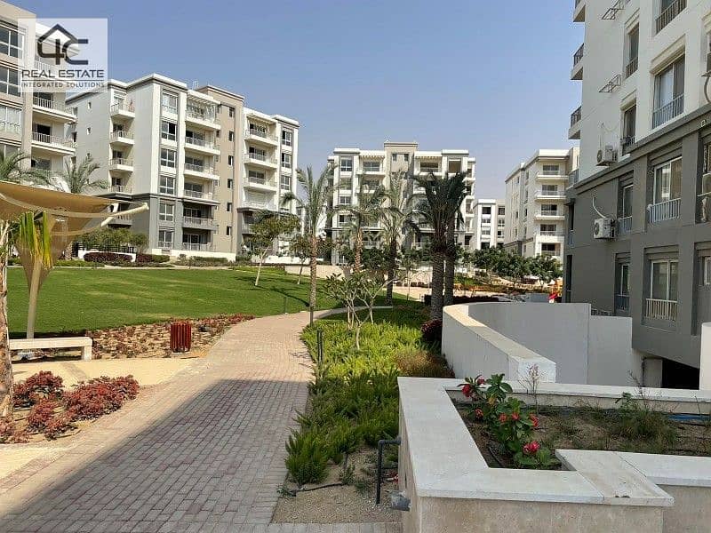 3 bedroom apartment 192 m with panoramic view with lowest price in the market bahry in Hyde Park Compound, Fifth Settlement 5