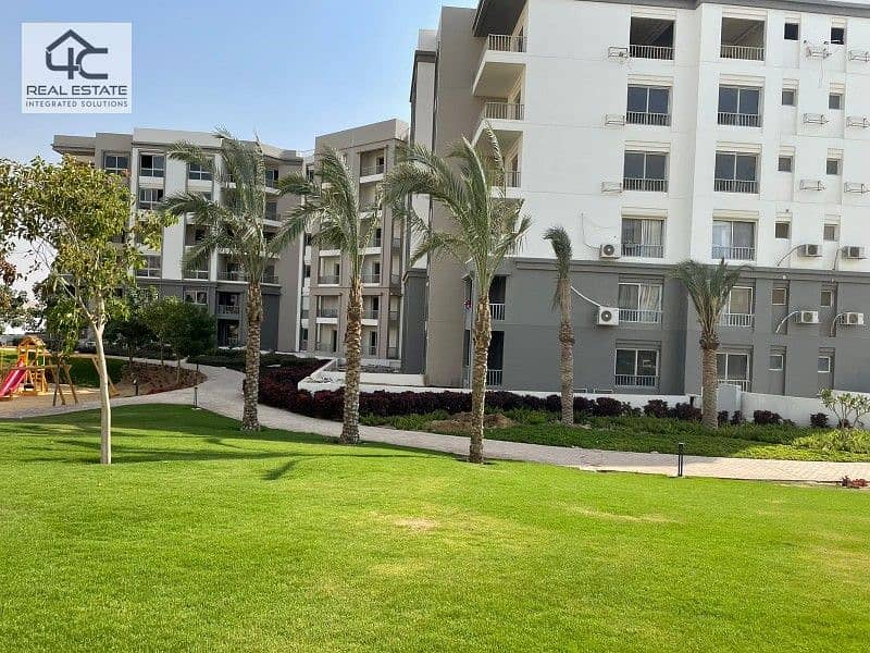 3 bedroom apartment 192 m with panoramic view with lowest price in the market bahry in Hyde Park Compound, Fifth Settlement 7